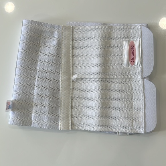 Abdominal & back support binder - Picture 2 of 6